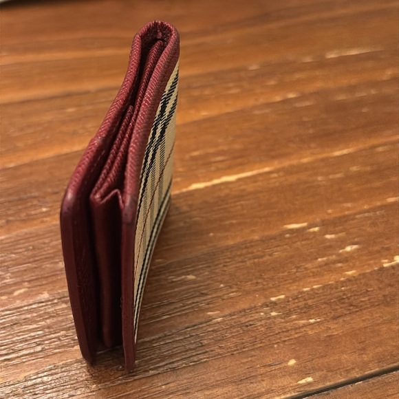 BURBERRY COIN POUCH - Picture 7 of 11